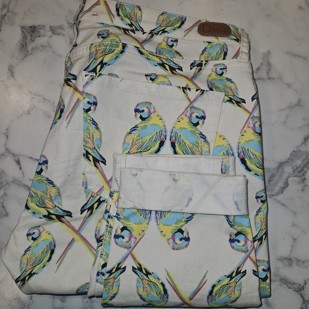 Dittos Multicolor Parrot Print Pants Jeggings